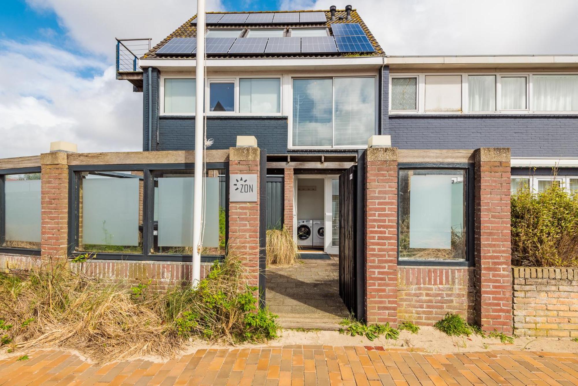 Zon Modern Beach House 滨海贝亨 外观 照片